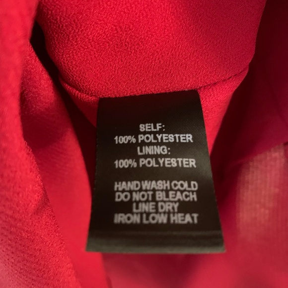 Lulu’s satin dress - Picture 10 of 11